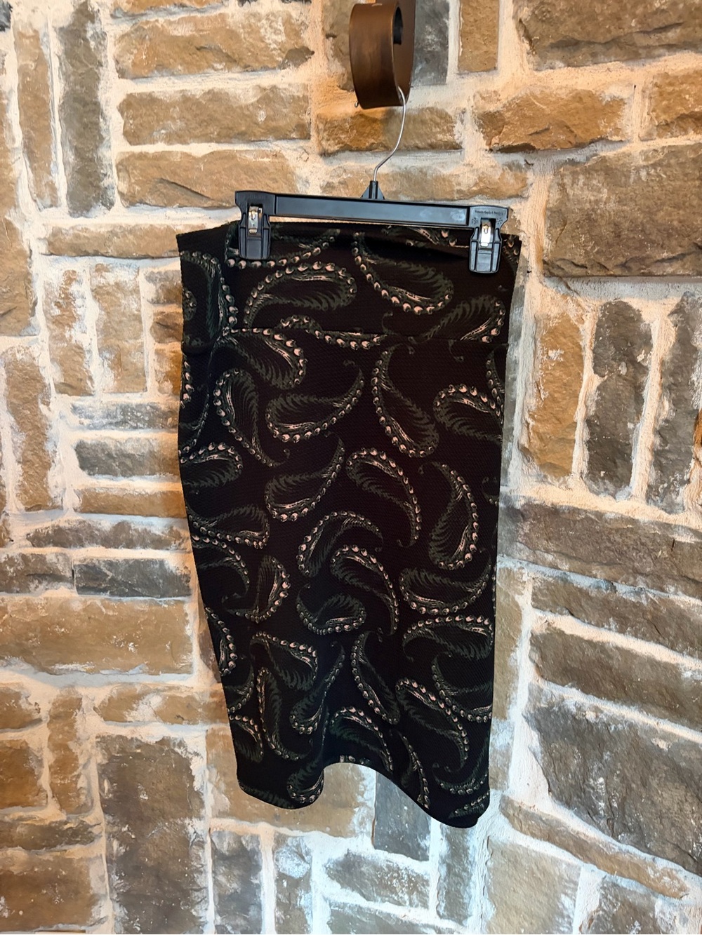 LuLaRoe Black Pencil Skirt with Subtle Paisley print